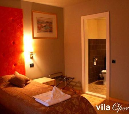 Hotel Opera Oradea Exterior foto